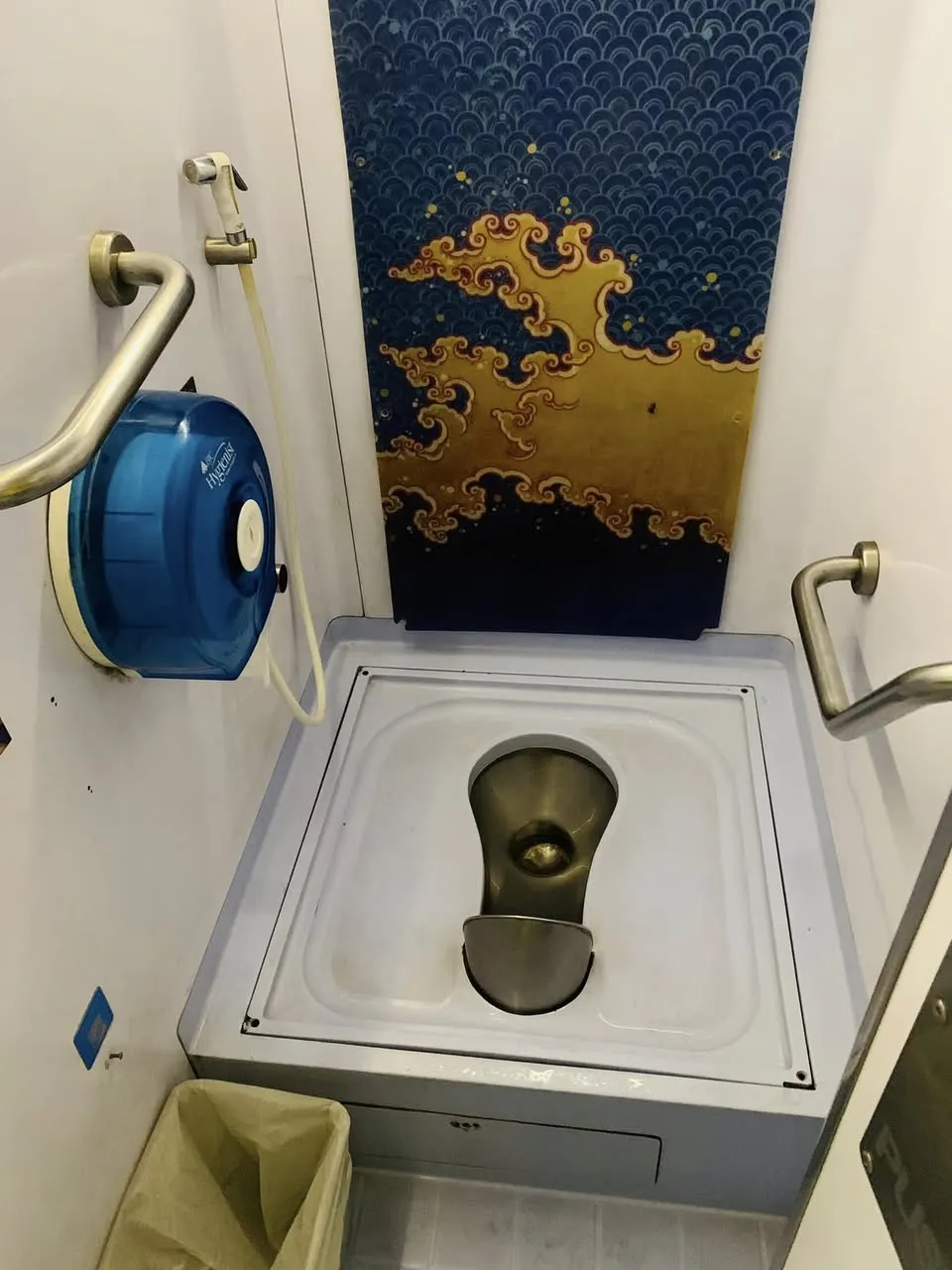 【旅のヒント】チェンマイ→バンコク寝台列車の旅 ─ 13時間の鉄道旅