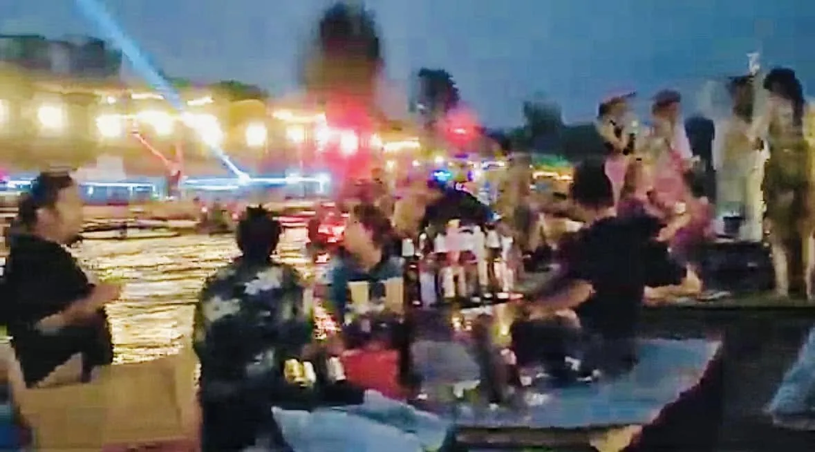 Water fight fun